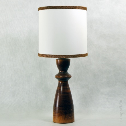 Деревянная лампа с белым абажуром