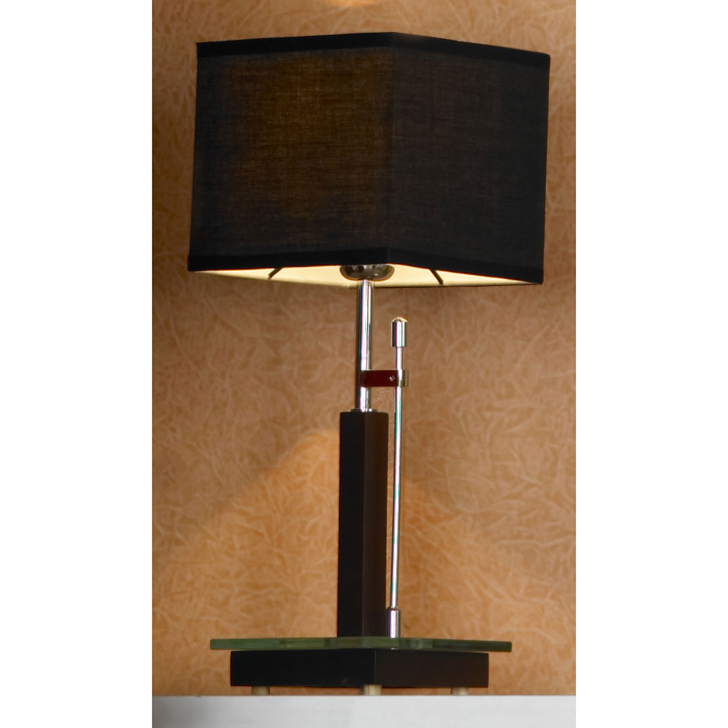 Montone 1: Настольная лампа (цвет хром, венге, черный)