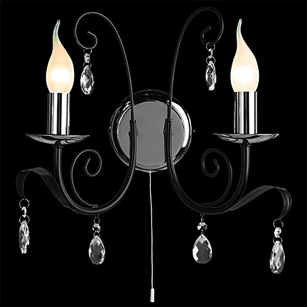 Черное бра на две лампы со свечами и хрусталем романа