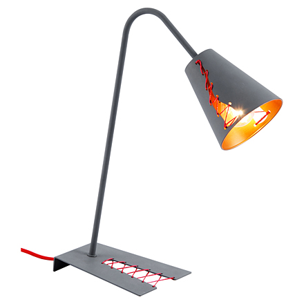 Настольная лампа в стиле лофт (цвет серый, красный)