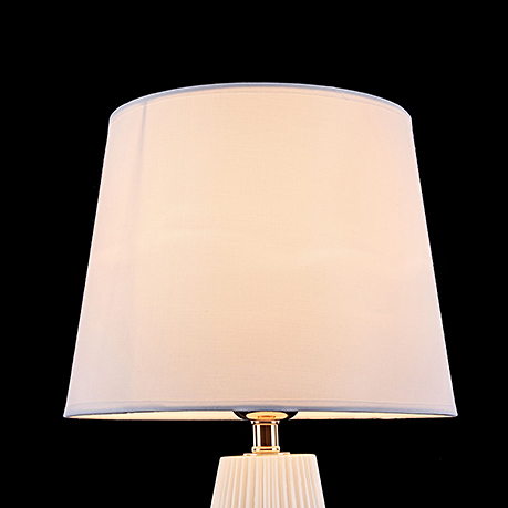Настольная лампа стиль современный, модерн / Z181-TL-01-W